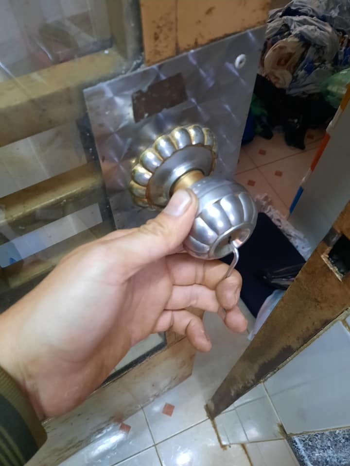 Thợ mở khóa tại nhà Bình Dương luôn cam kết với giá cả phải chăng nhất hiện nay