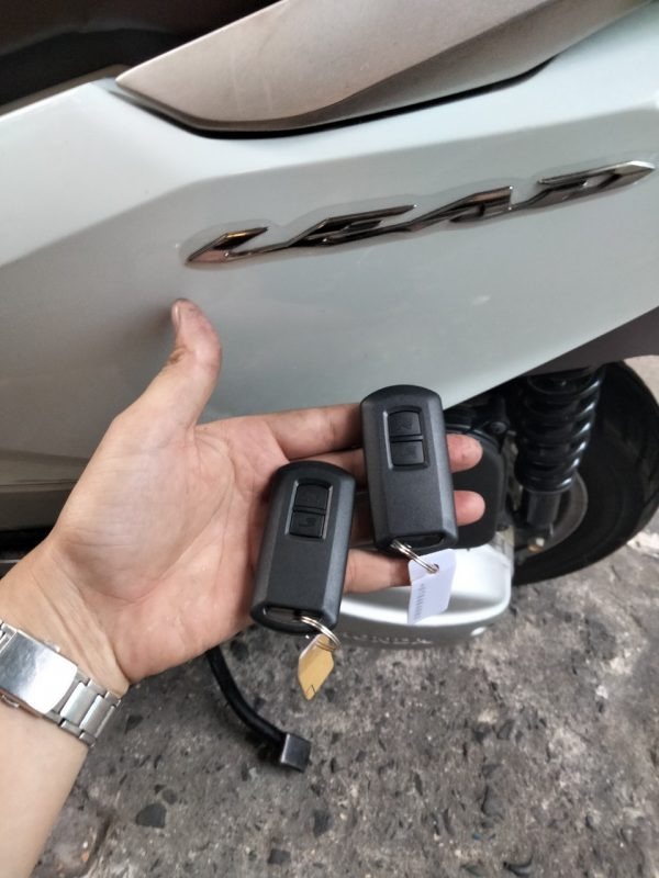 Làm Chìa Khóa Smartkey Tại Nhà Thuận An xe lead