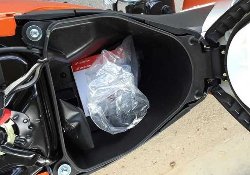 Mở Khóa Cốp Xe Máy
